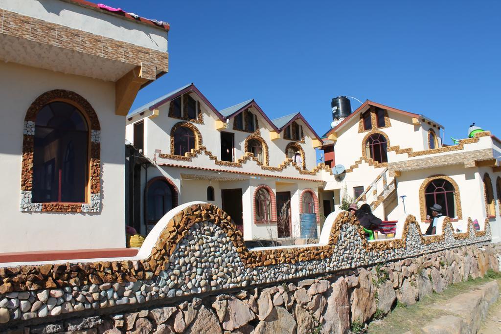 Hostal Jallalla Comunidad Yumani エクステリア 写真