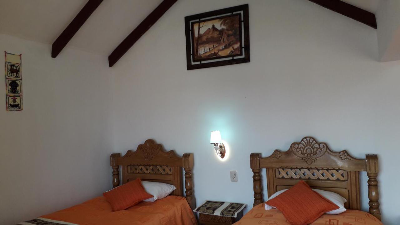 Hostal Jallalla Comunidad Yumani エクステリア 写真
